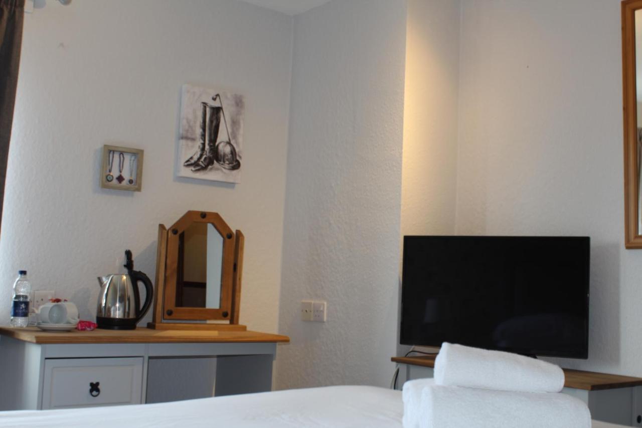 Stukeleys Hotel Great Stukeley Экстерьер фото