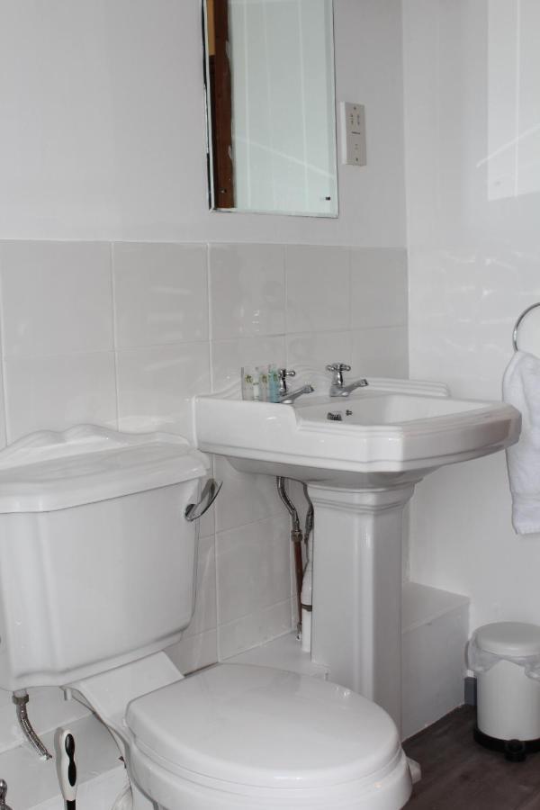 Stukeleys Hotel Great Stukeley Экстерьер фото