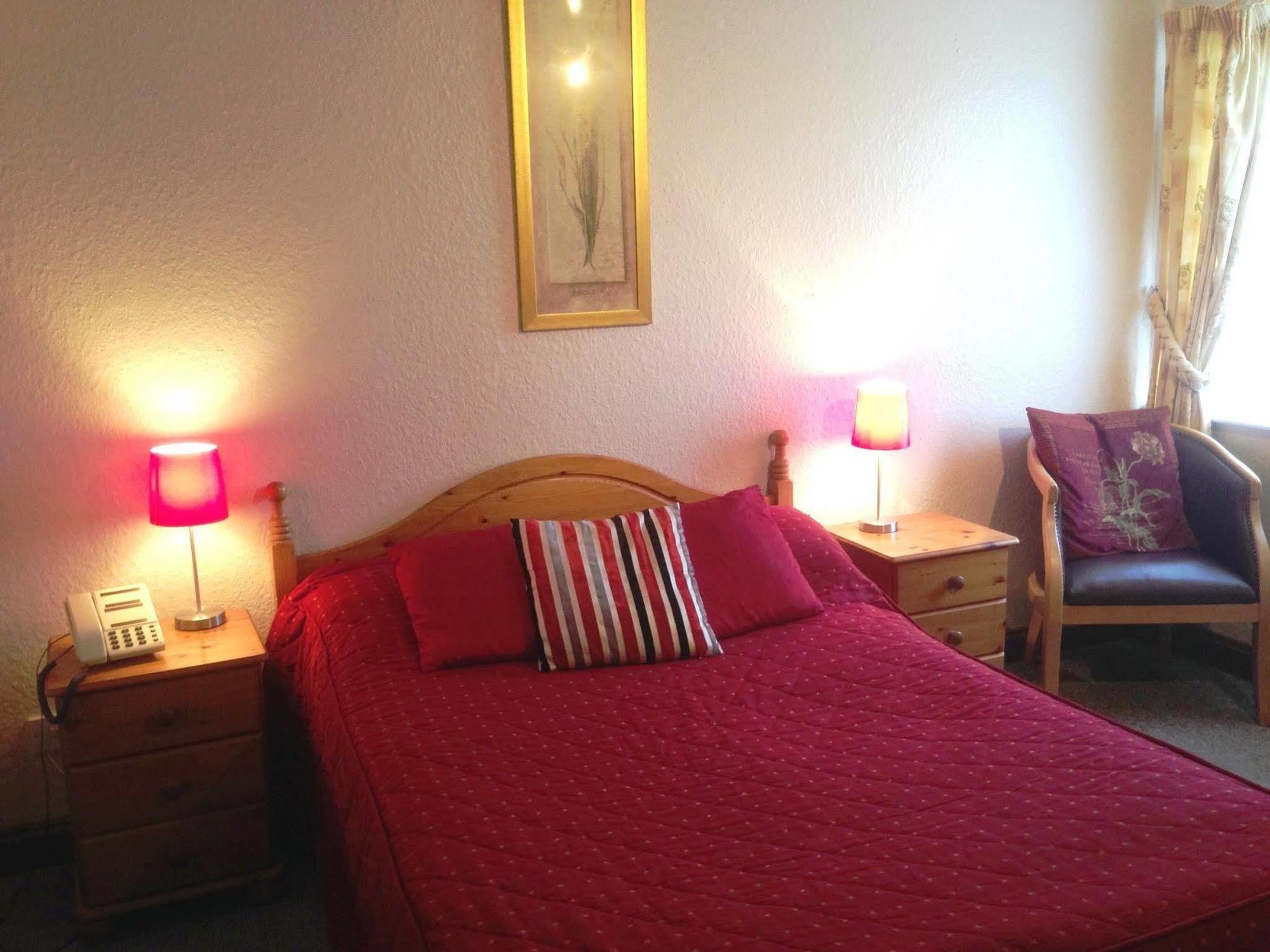 Stukeleys Hotel Great Stukeley Экстерьер фото